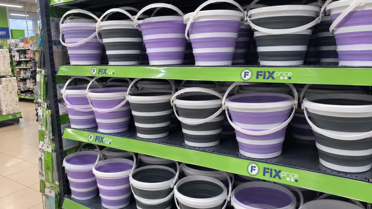 Почему дачники скупают складные ведра из Fix Price в сентябре: они стали настоящим хитом этой осени
