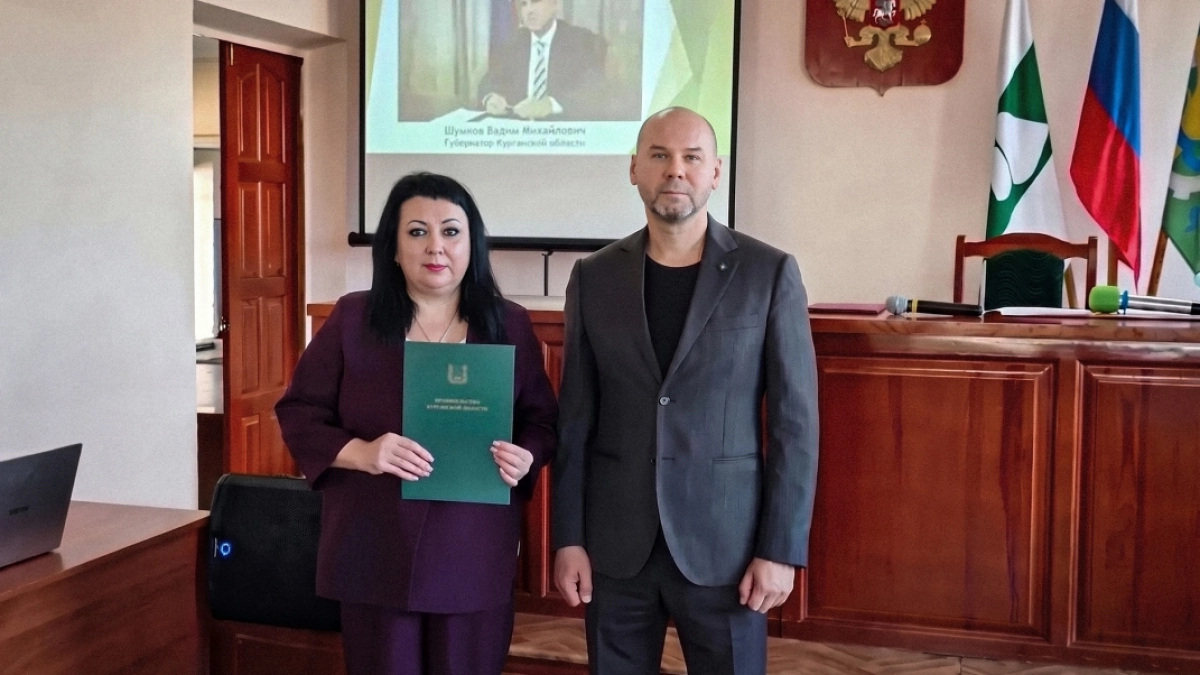 Алёна Киселёва вступила в должность главы Шатровского округа