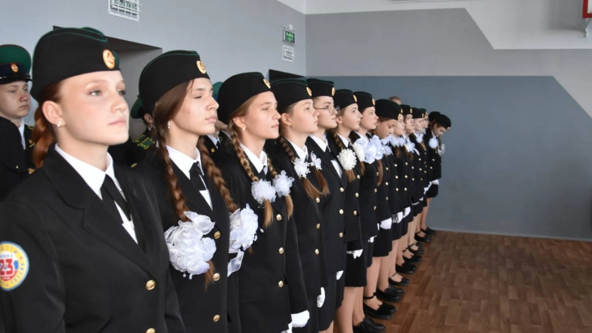 В курганской школе № 23 открылся первый отдельный кадетский класс для девочек