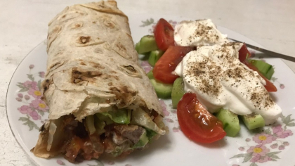 В Кургане на 90 суток закрыли заведение, где готовили опасную шаурму