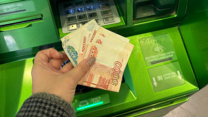 В Кургане отец сотрудника полиции помог пенсионерке сохранить около 10 млн рублей